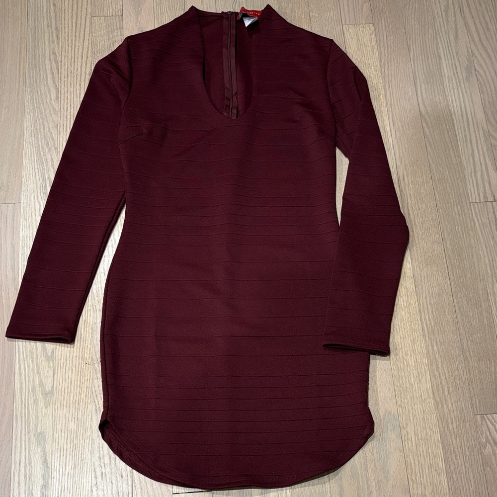Akira Burgundy Long Sleeve Bodycon Mini Dress Size L